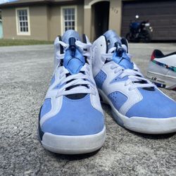 Jordan 6 UNC 