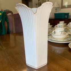 LENOX Meridian Collection 24kt Gold Trim 11” Vase