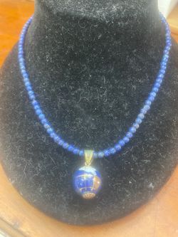 Vintage globe lapis stone necklace