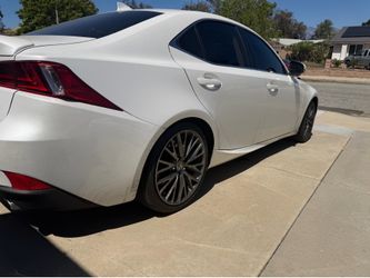 2016 Lexus IS 300 AwD