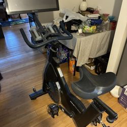 Myxfitness Exercise Bike 