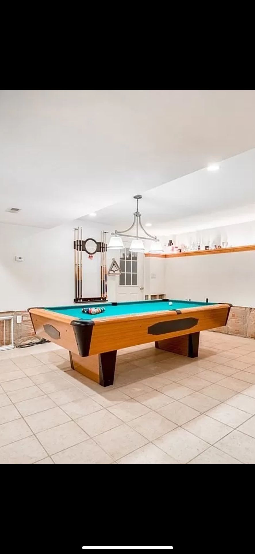 Chicagoan 8ft. Drop Pocket Home Pool Table (MDF/ Not Slate)