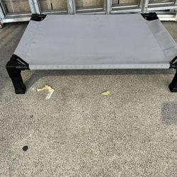 Pet Elevated Bed
