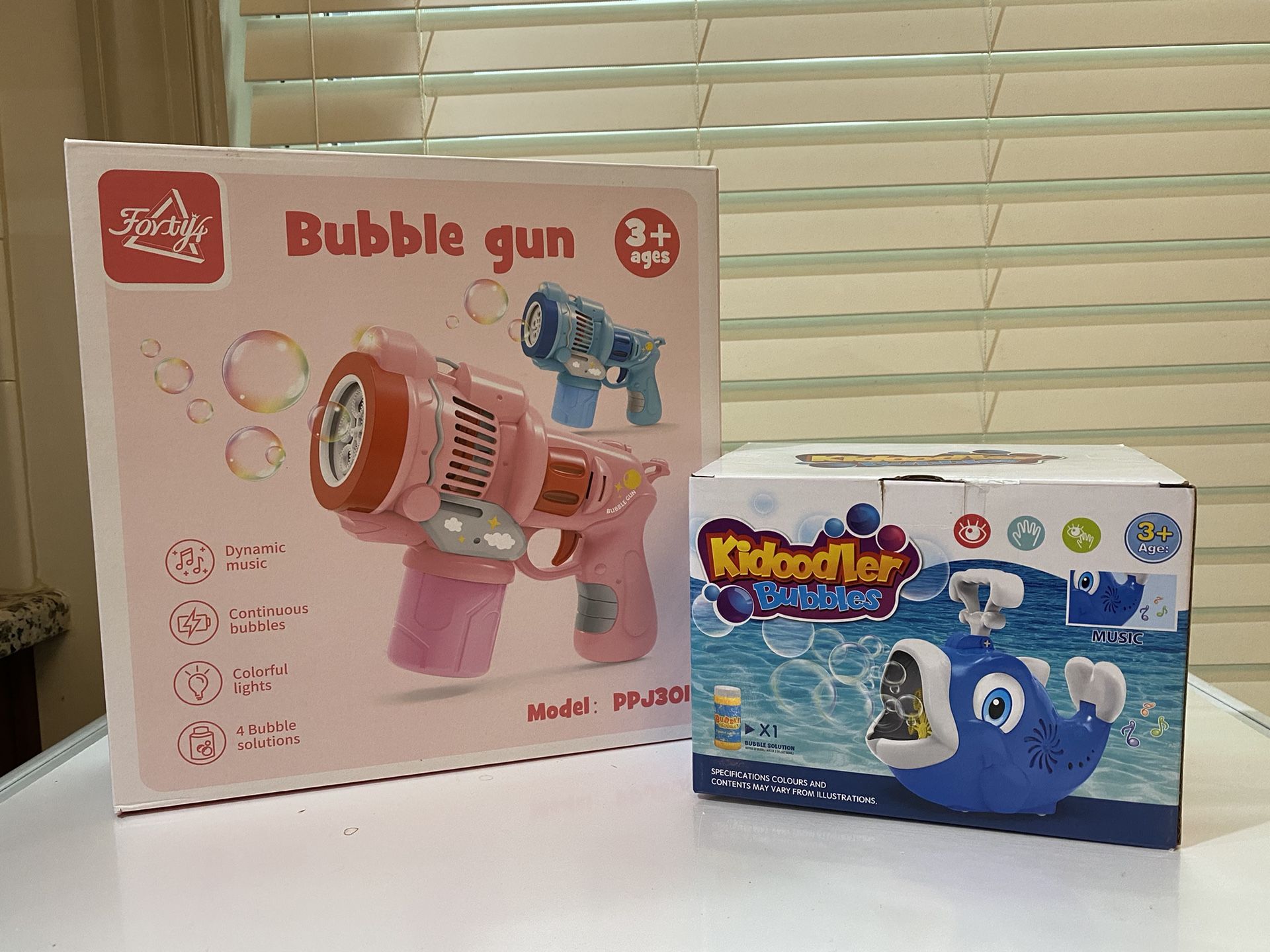 Bubble Guns And Bubble Fish