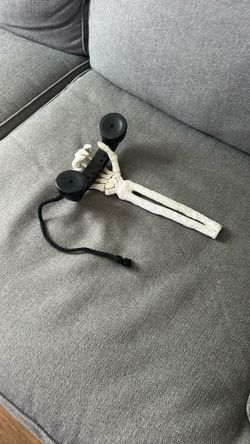 Skeleton Phone
