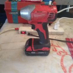MILWAUKEE 18 Volt M Lithium Battery