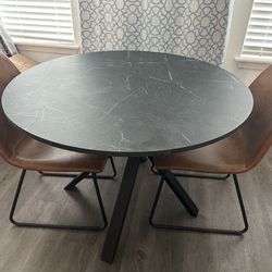 Round Dinner Table For Sale 