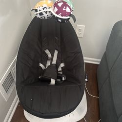4moms mamaRoo Multi-Motion Baby Swing Smart Connectivity