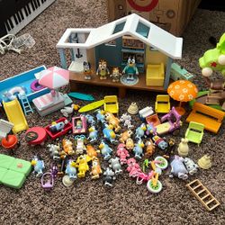 Bluey-assorted Characters And Play Sets (pool, Beach Cabin, Treehouse.$