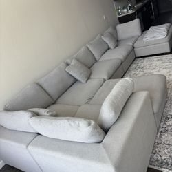THOMASVILLE 8 PIECE MODULAR SECTIONAL