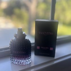 Valentino Born In Roma Cologne 1.7oz – Authentic – Long Lasting