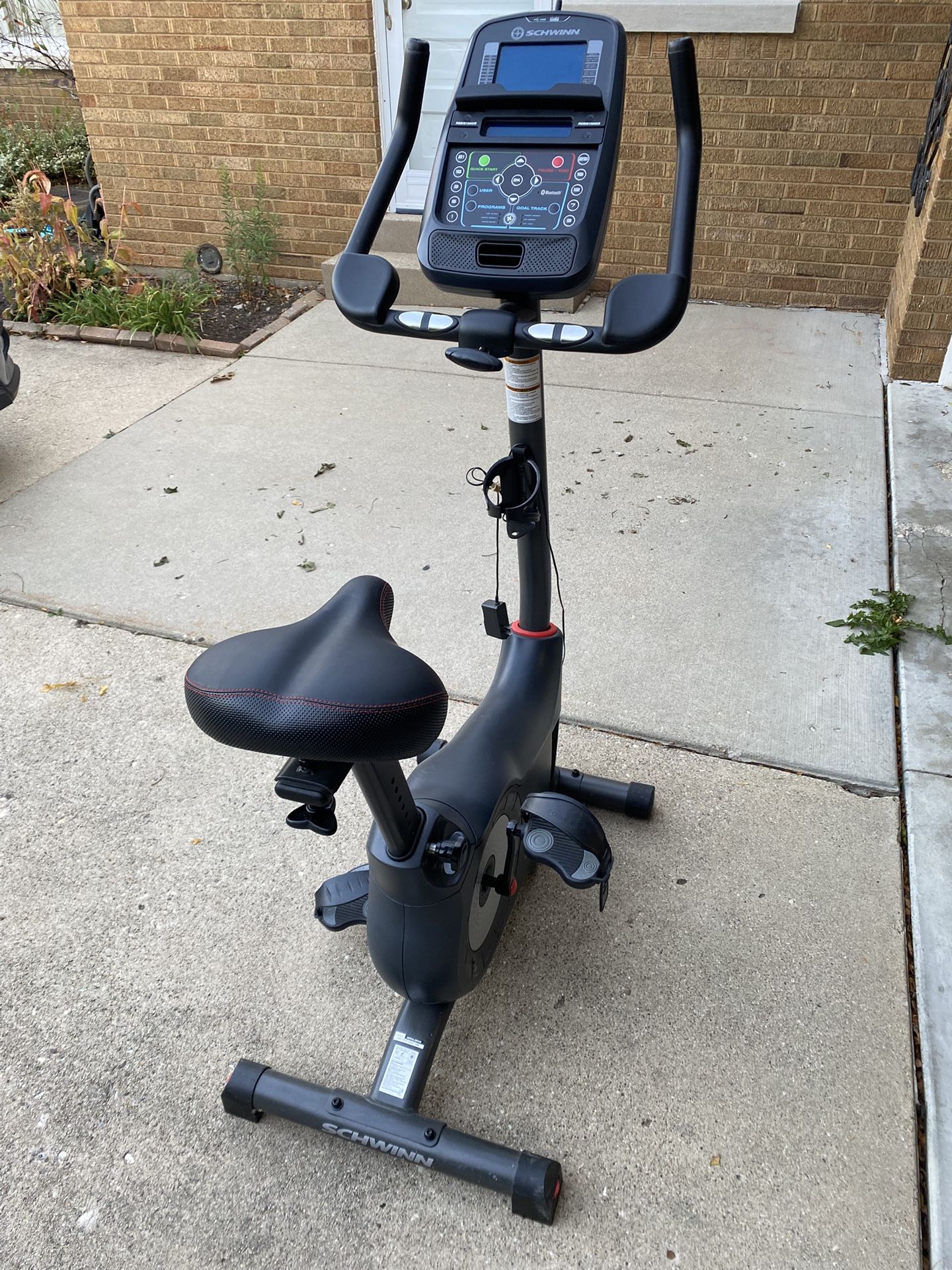 Schwinn 170 Upright Stationary Bike