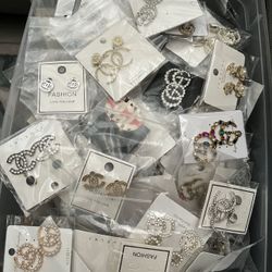 Bundle Of Earrings 215 Pieces $825.00