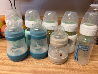 Mixed Baby Bottle Lot – MAM and Dr. Brown's