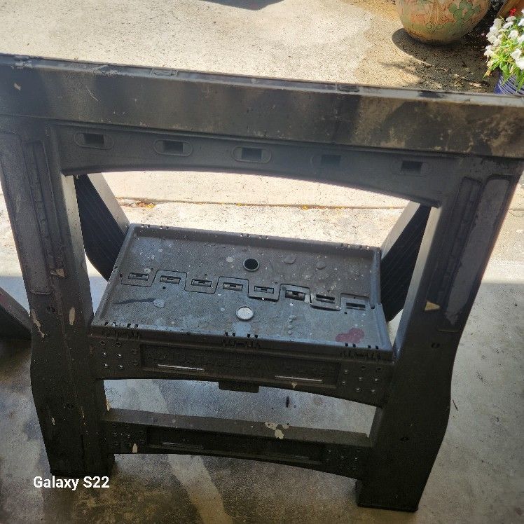 Heavy duty plastic saw horses.