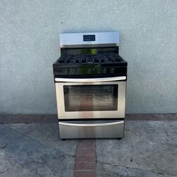 Stove Frigidaire
