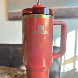 New in box red scarlet tinsel Stanley 40oz cup