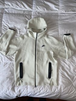 Nike Tech