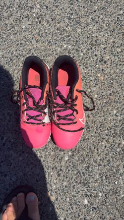 Youth Softball Cleats