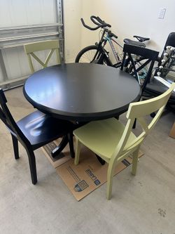 Dining Room Table With 4 Chairs