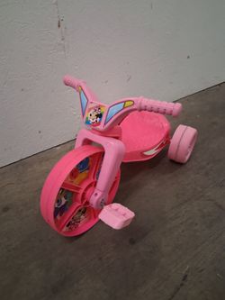 Disney toddler tricycle Pickup 2-11 Pm Rainbow/charleston Cash Only Read Description