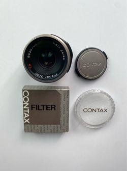 Contax G Carl Zeiss planar 35mm f2 with UV Filter