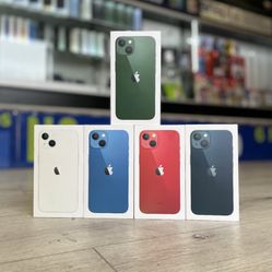 iPhone 13 (Unlocked)