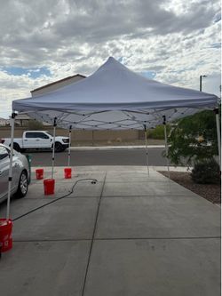 Canopy 10x20