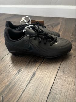 Nike soccer cleats size 2