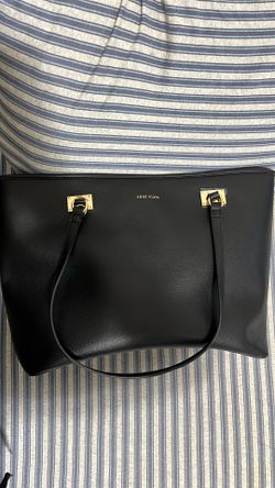 Anne klein