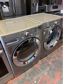Set LG Washer and Dryer gas