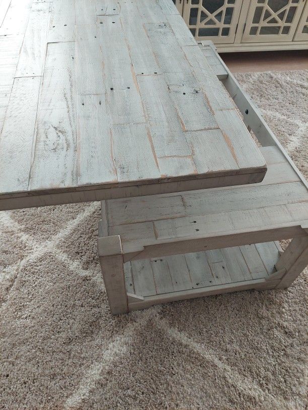 LIFT UP COFFEE TABLE