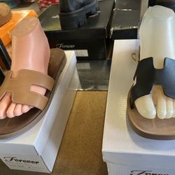 Beautiful Woman Shoes $10