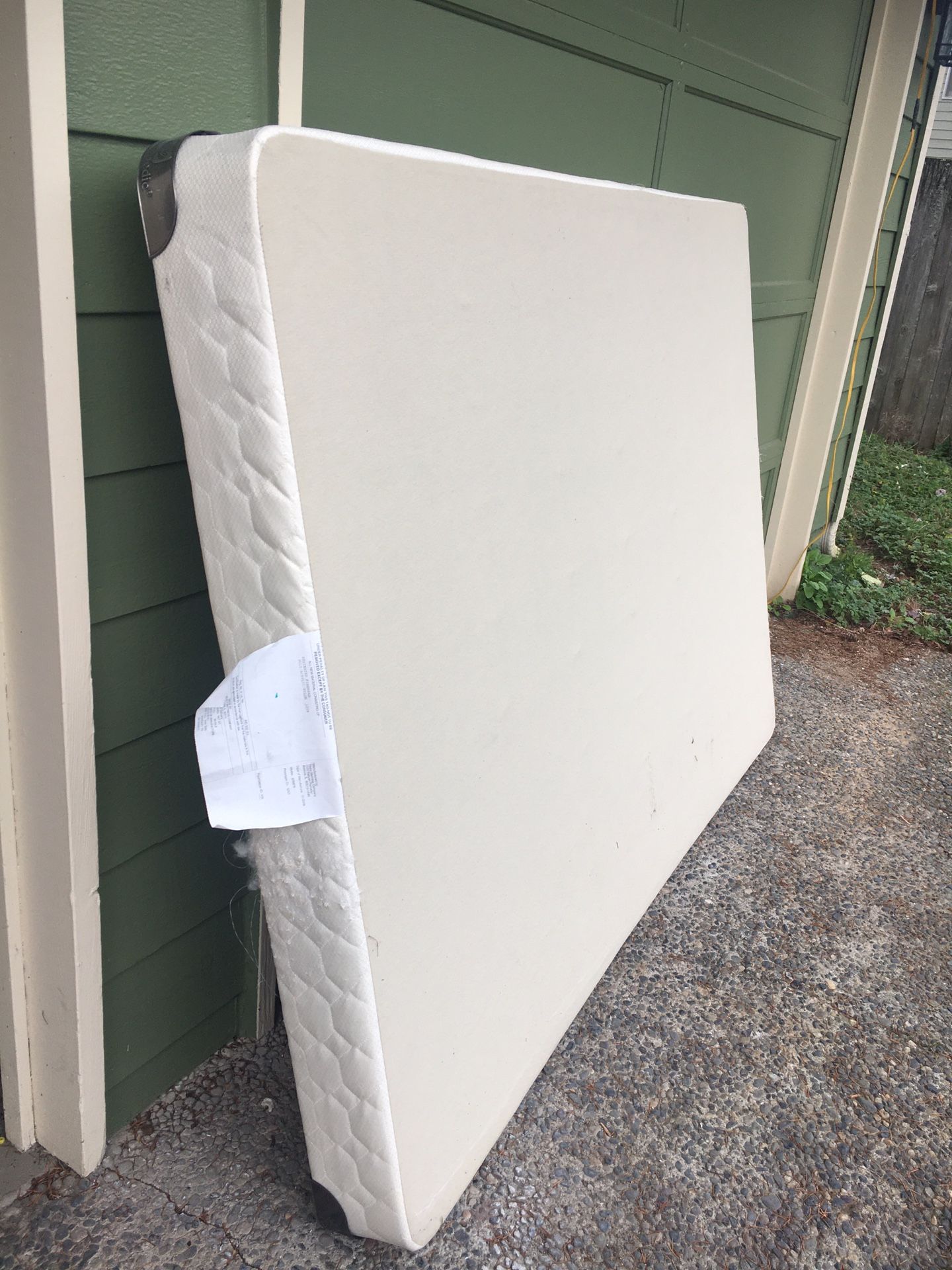 FREE Full size Sealy Box Spring! for Sale in Bothell, WA - OfferUp