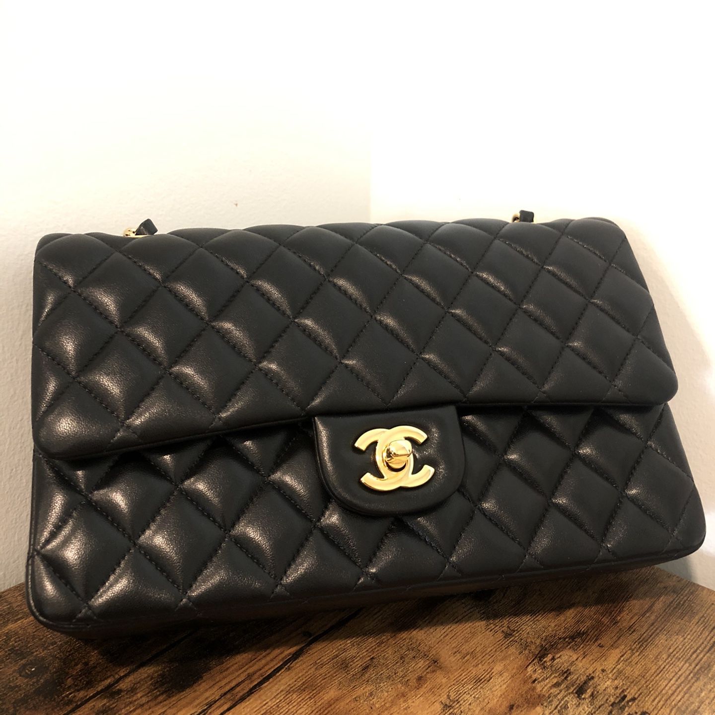 Chanel Lamb Skin Cream/nude Flap Bag for Sale in Los Angeles, CA - OfferUp