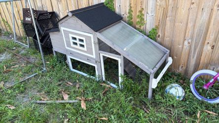 Chicken coop