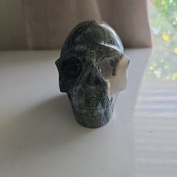 Moss Agate skull