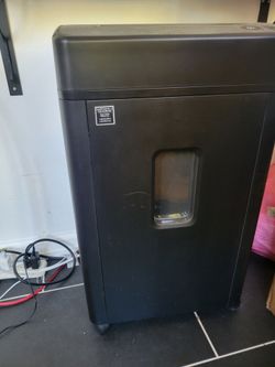 Paper shredder