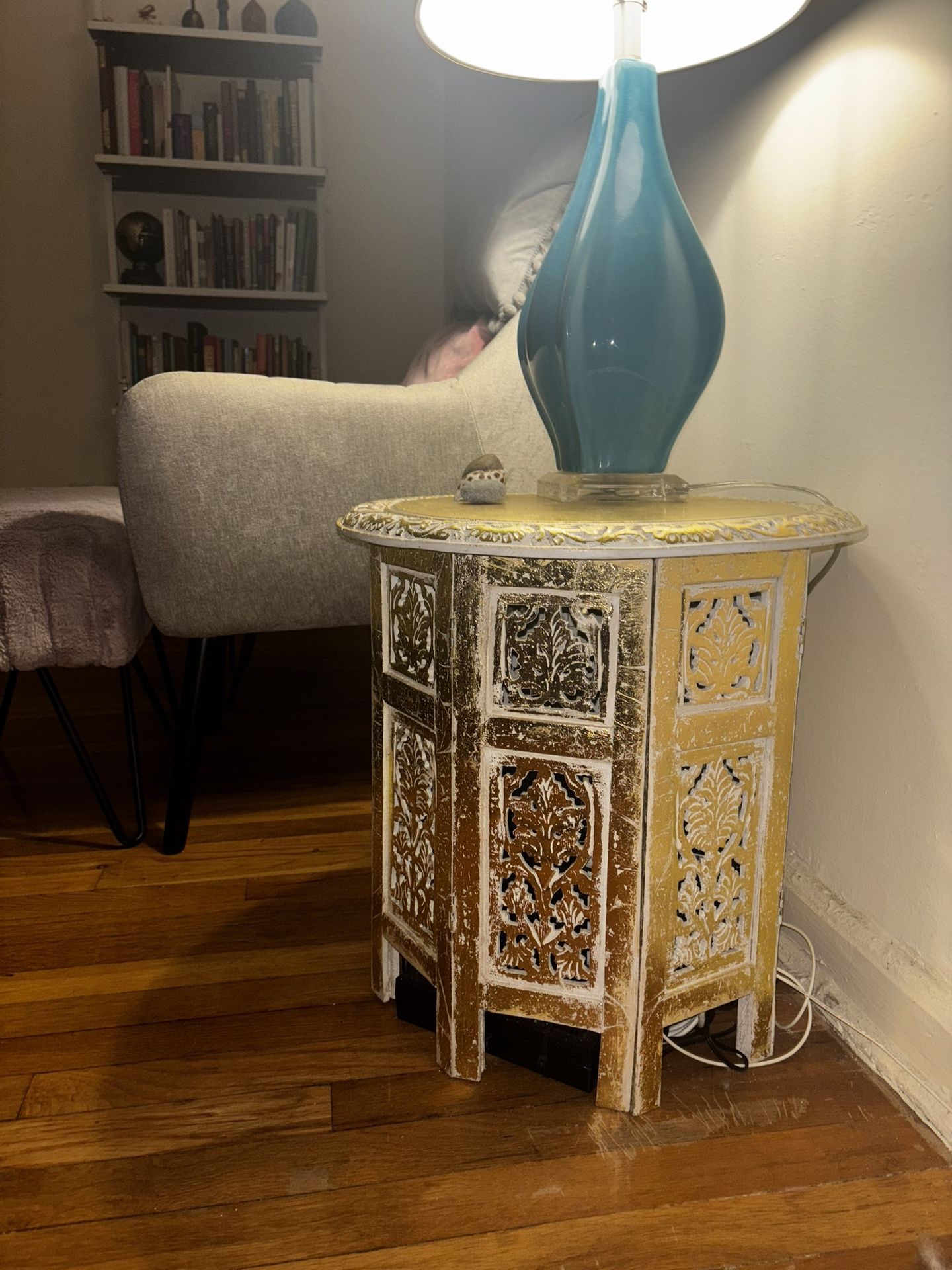 end table / coffee table