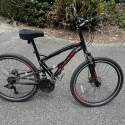 Schwinn S29 Mountain Bike