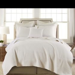 New King on Levtex Home - Cross Stitch Quilt Set - 100% Cotton - King Quilt (106x92in.) + 2 King Shams (36x20in.) - Cream