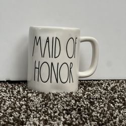 Maid of Honor Rae Dunn