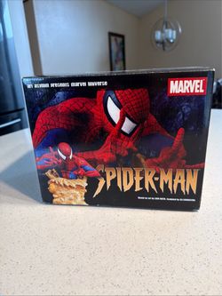 Spider-Man Marvel Universe Bust Statue 1323/5000 | Sculpted By Eli Livingston