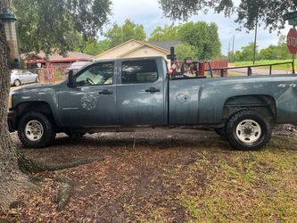 2010 Chevy 2500 HD 4x4