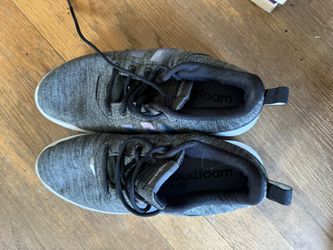 Women’s Adidas Cloudfoams Women’s 8, Used Great Condition