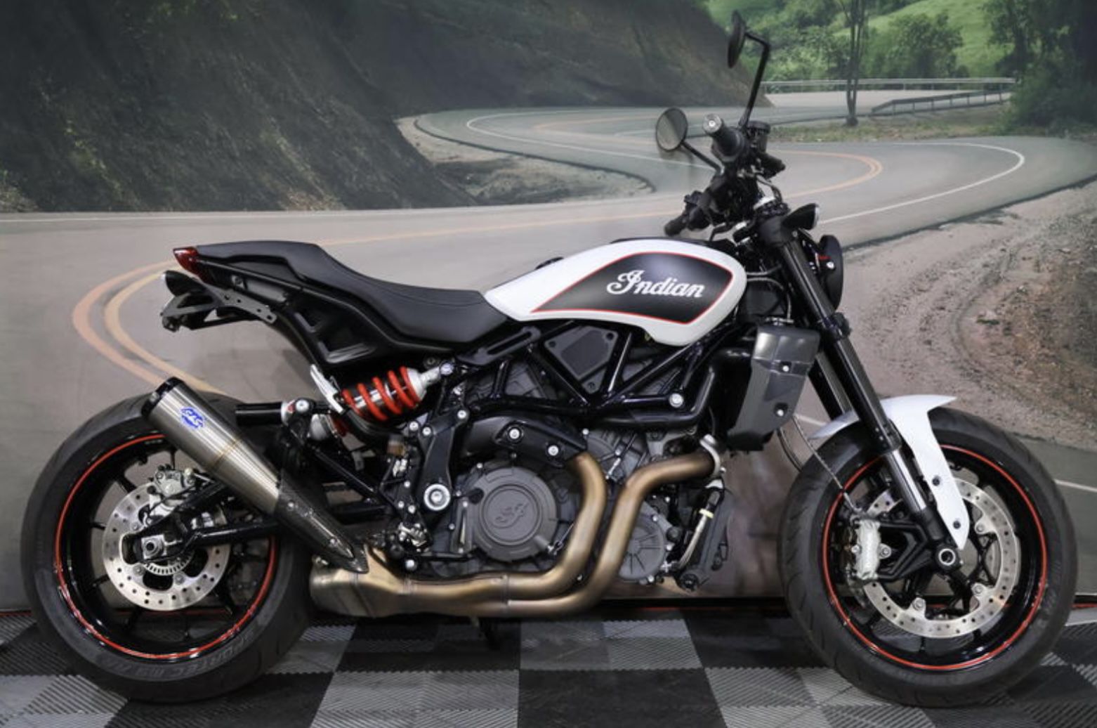  2022 Indian Motorcycle® FTR S White Smoke