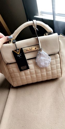 Brand new name brand purse