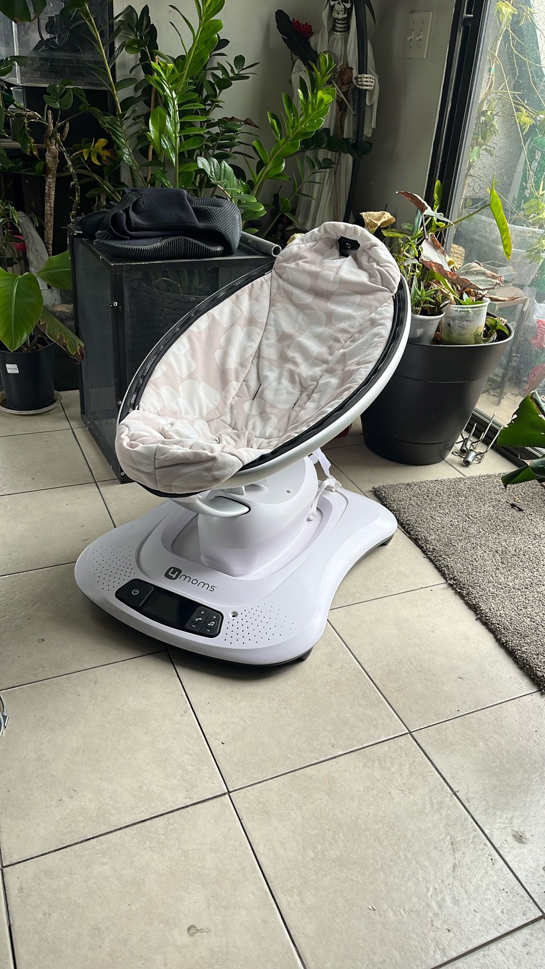 4moms Mamaroo Baby Swing