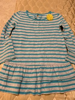 Girls long sleeves top