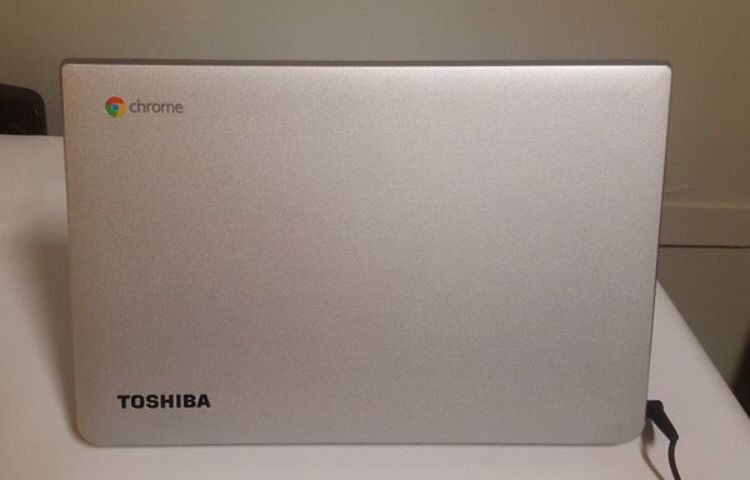 Toshiba Chromebook 2 Intel 16GB SSD 13.3” screen 4GB RAM laptop